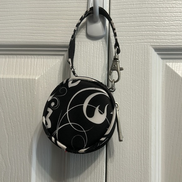 ‼️FINAL SALE‼️ JuJuBe Pacifier holder bag. EUC. - Picture 2 of 4